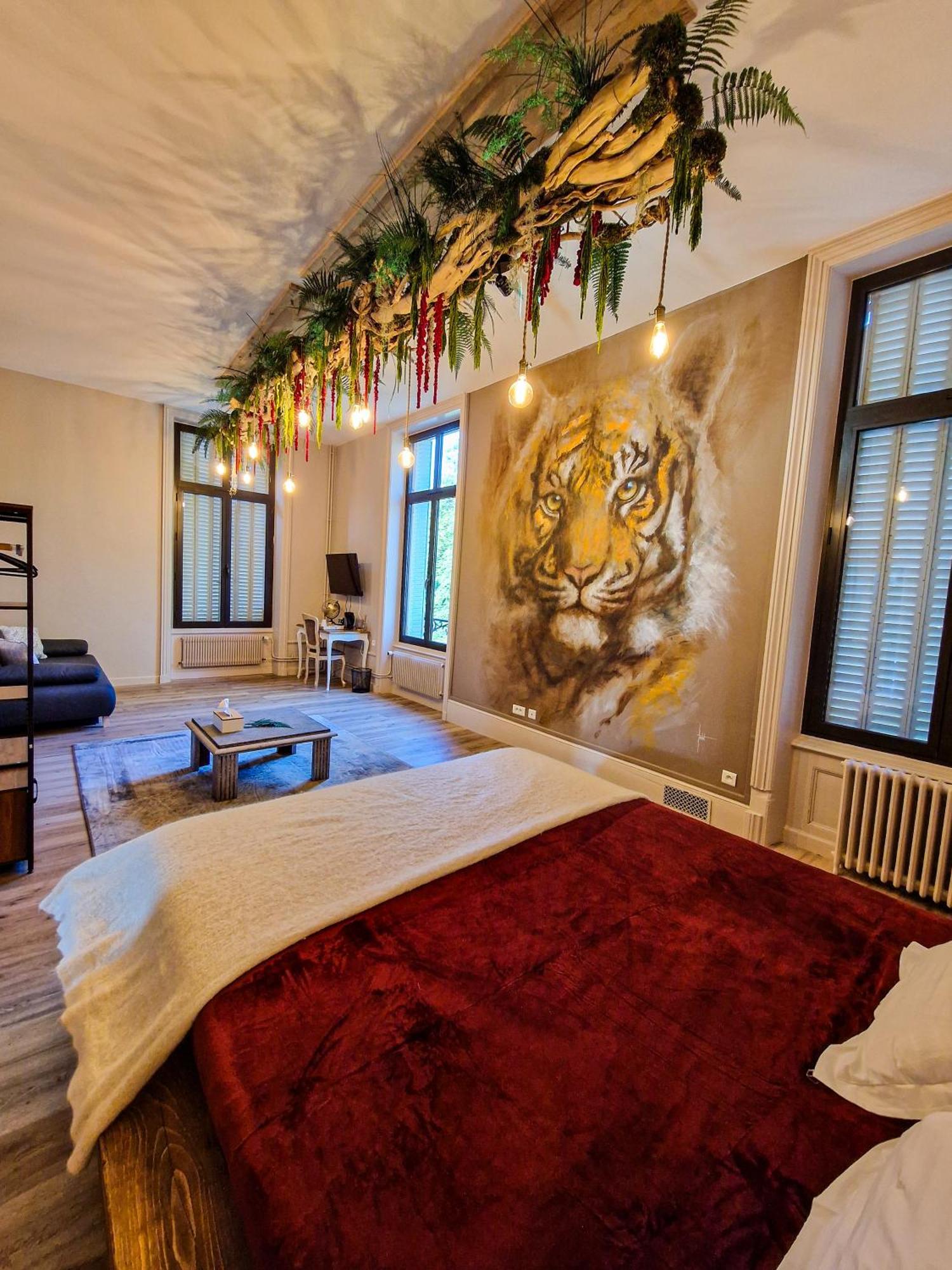 Manoir Des Reves Sauvages Hotell Parentignat Exteriör bild
